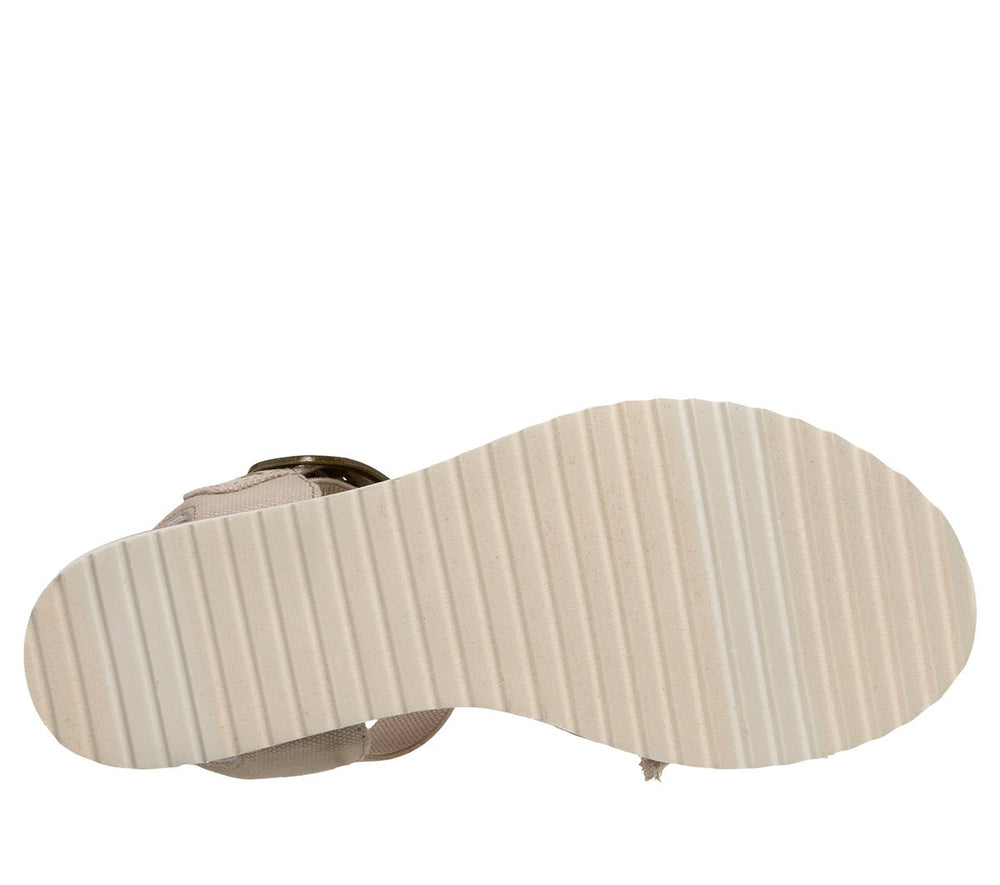 Women Skechers Slip-ins: BOBS Desert Kiss - Frayed Fun
