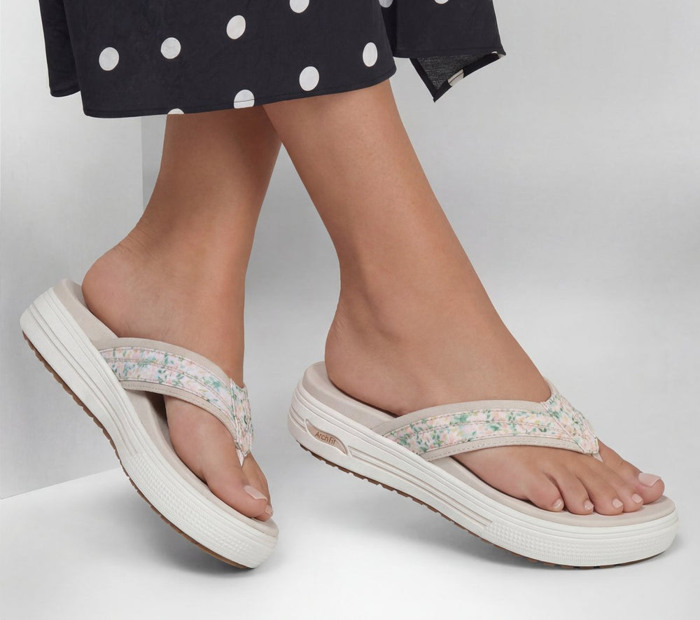 Women Skechers Arch Fit Arcade Sandal - Flora Friends
