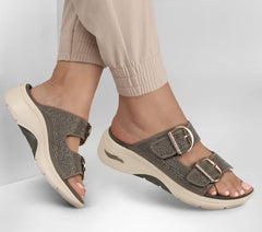 Women Skechers Martha Stewart: GO WALK Arch Fit 2.0 Sandal - Showstopper