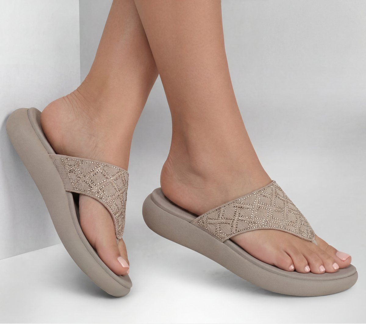 Women Skechers Relaxed Fit: Asana Luxe - Keep Dazzling