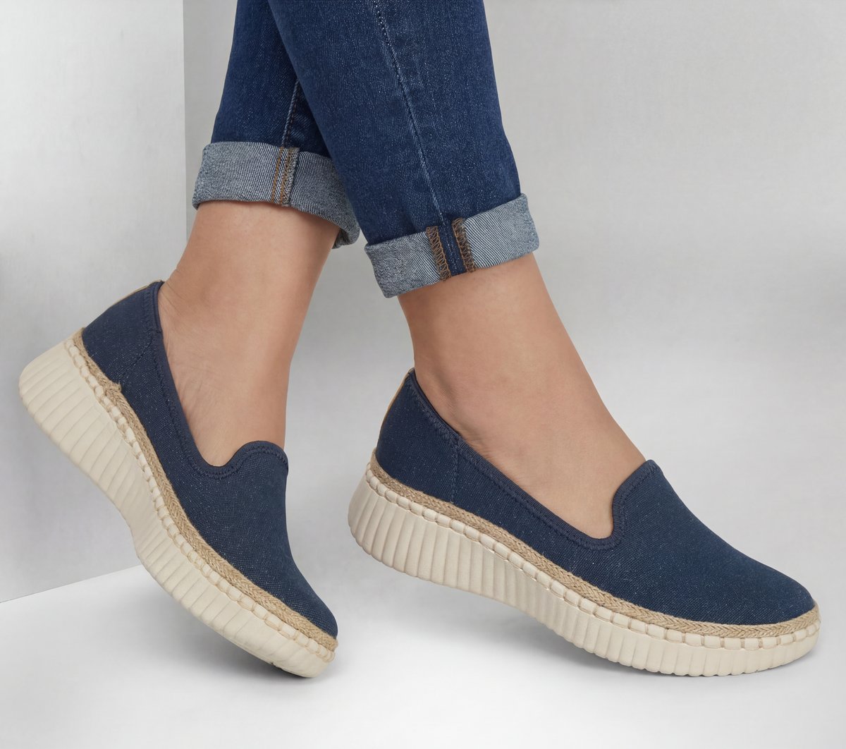 Women Skechers Wilshire Blvd - Be My Muse