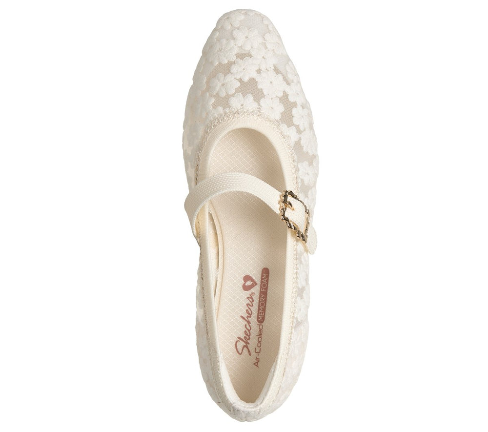 Women Skechers Cleo Snip - Cute 'N' Chic