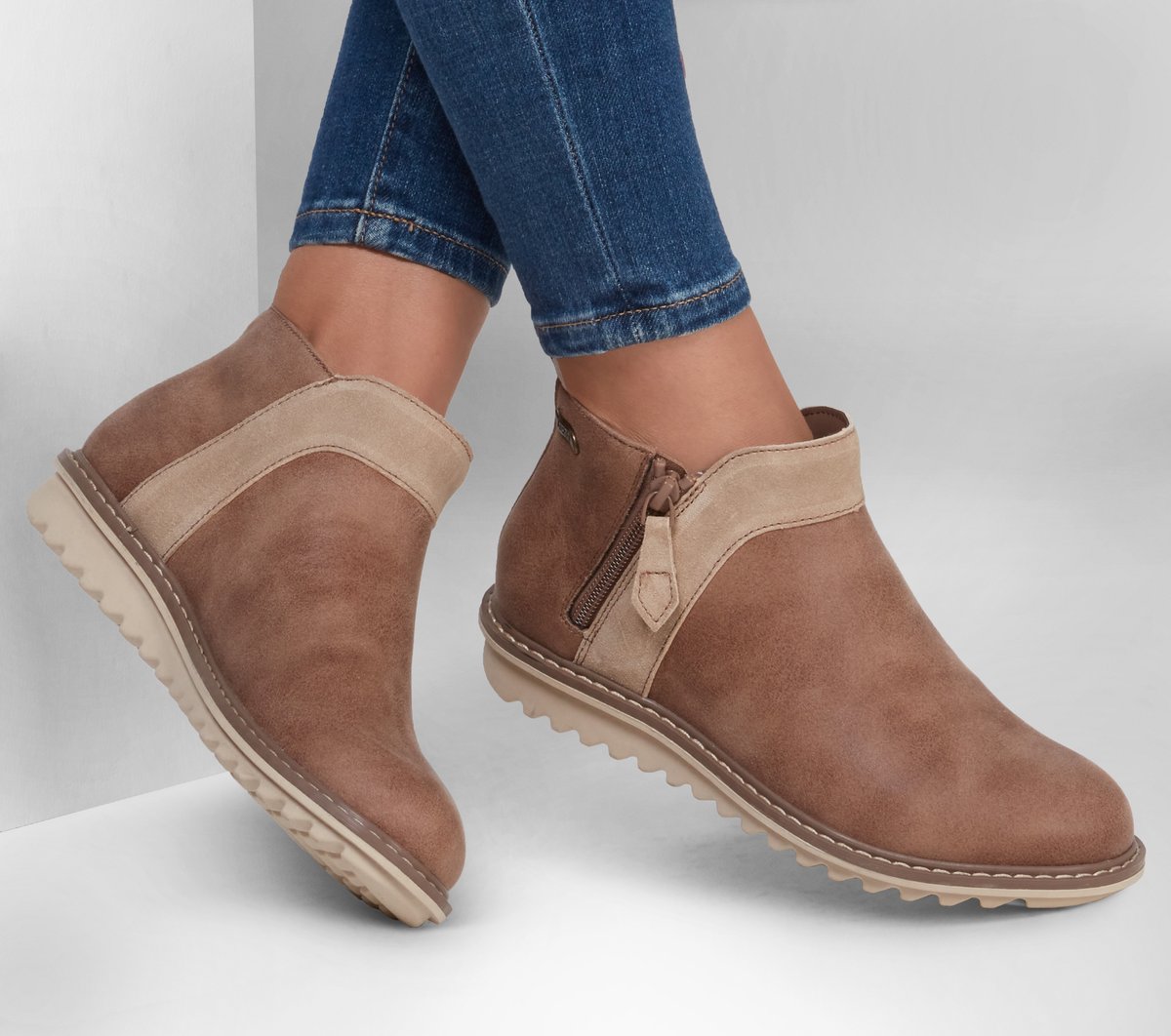 Women Skechers Arch Fit Mojave - Indefinite